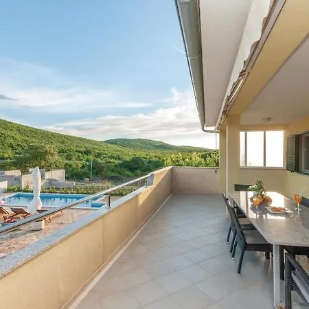 Hébergement de vacances Amazing Home In Cvrljevo With 3 Bedrooms, Wifi And Heated Swimming Pool Cvrljevo